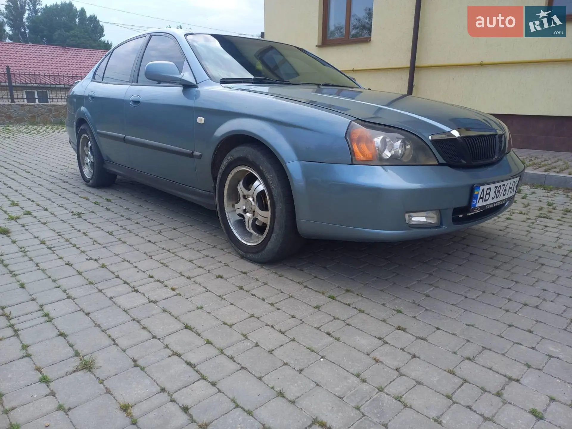 Chevrolet Evanda, 2004