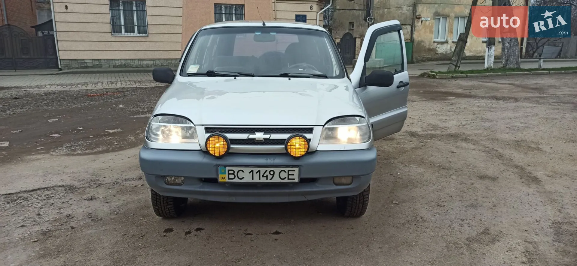 Chevrolet Niva, 2004