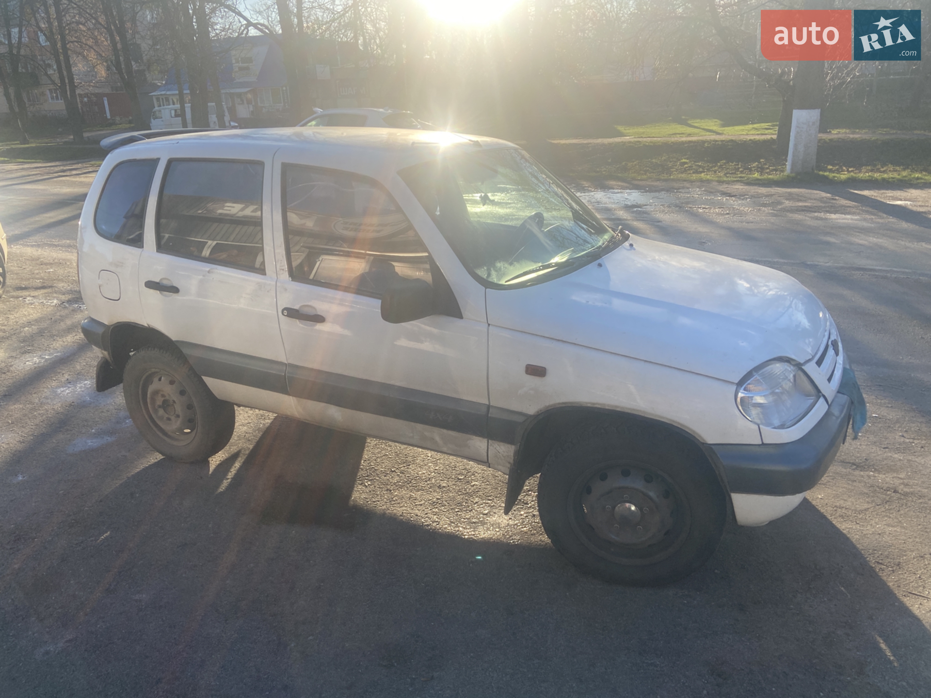 Chevrolet Niva, 2004