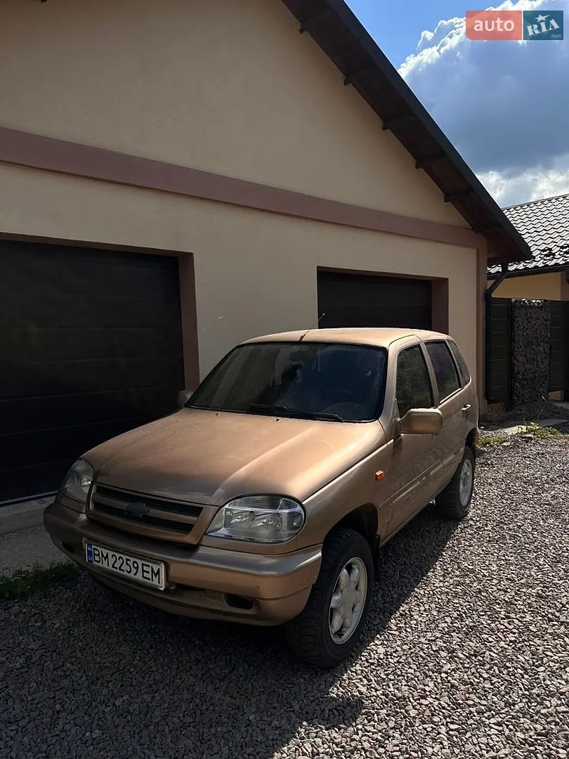 Chevrolet Niva, 2004