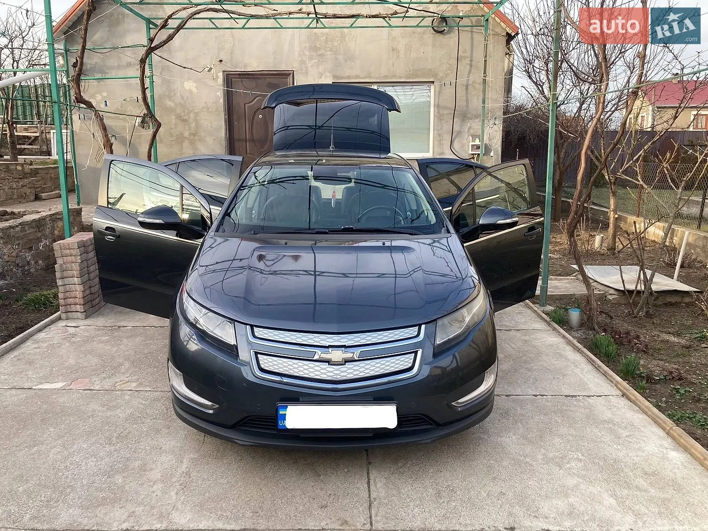 Chevrolet Volt, 2011