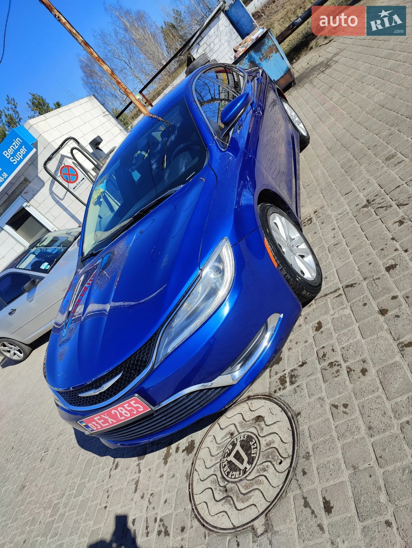Chrysler 200, 2015