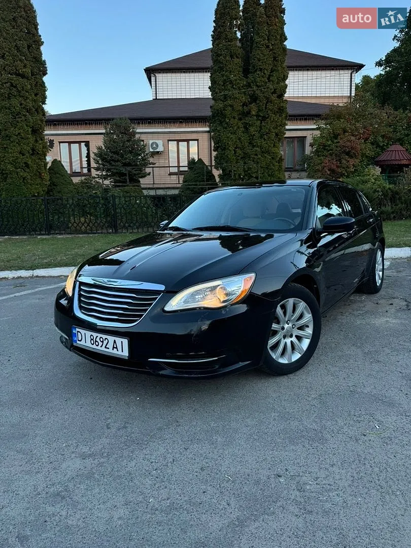 Chrysler 200, 2013