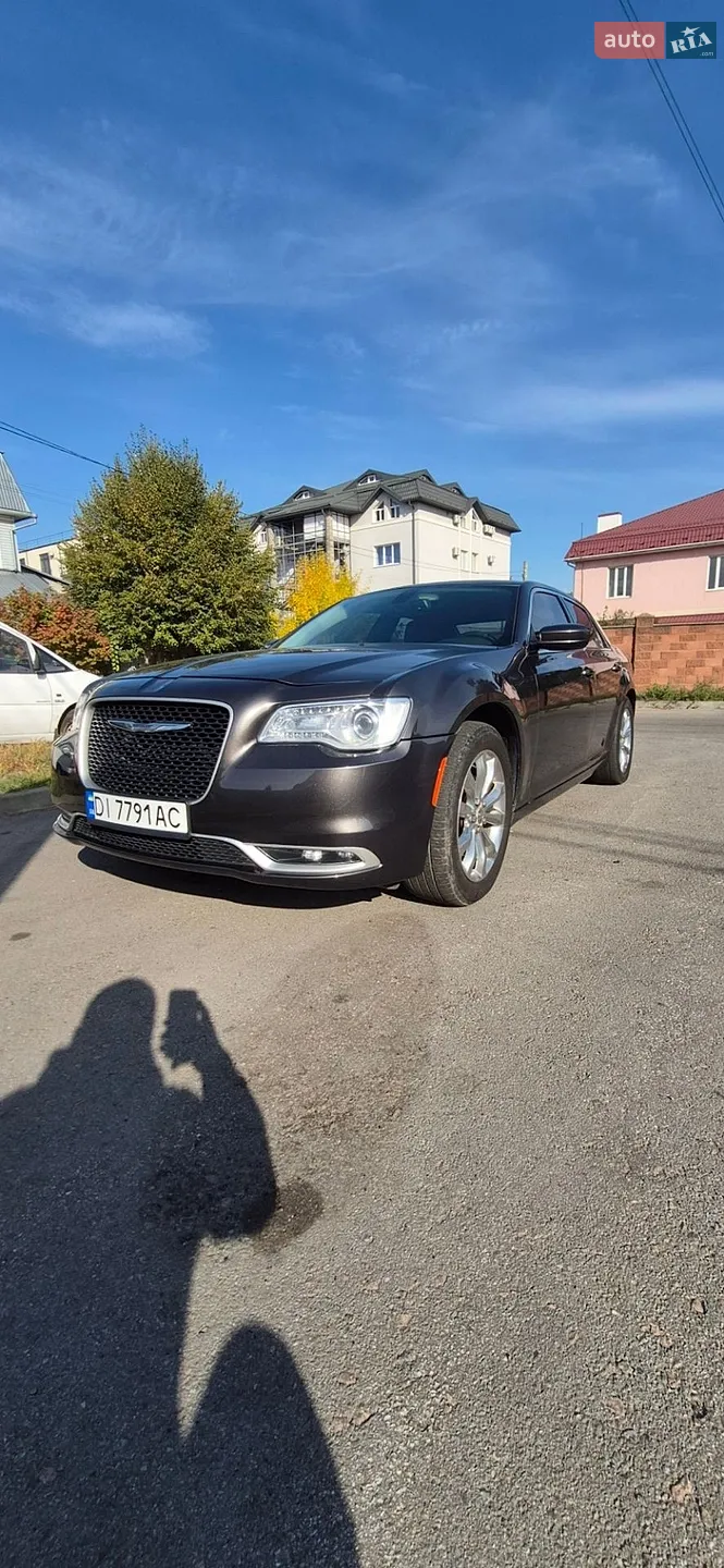 Chrysler 300C, 2016