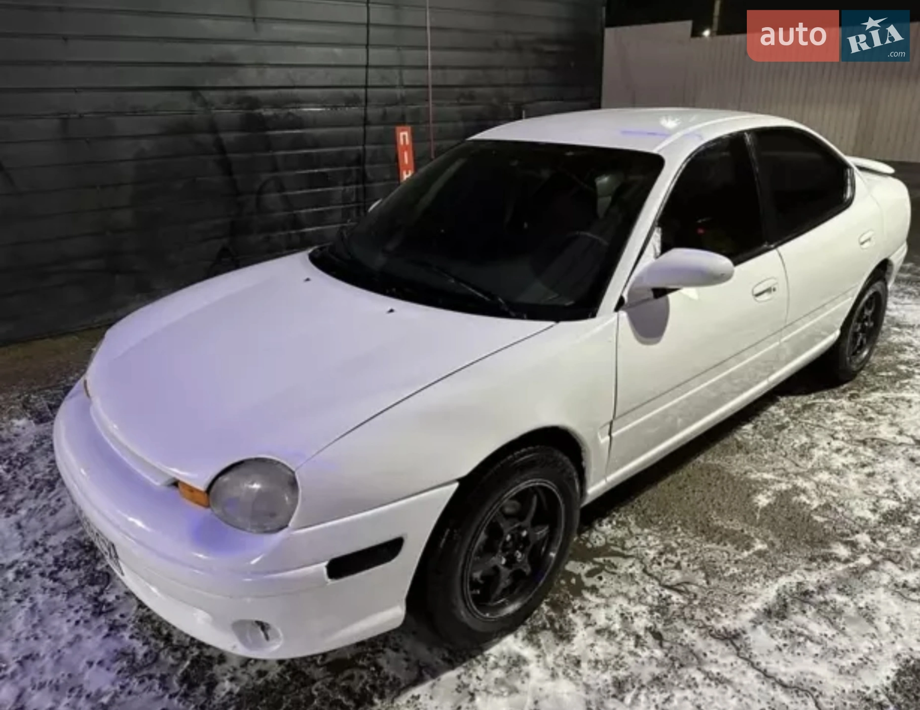 Chrysler Neon, 1995