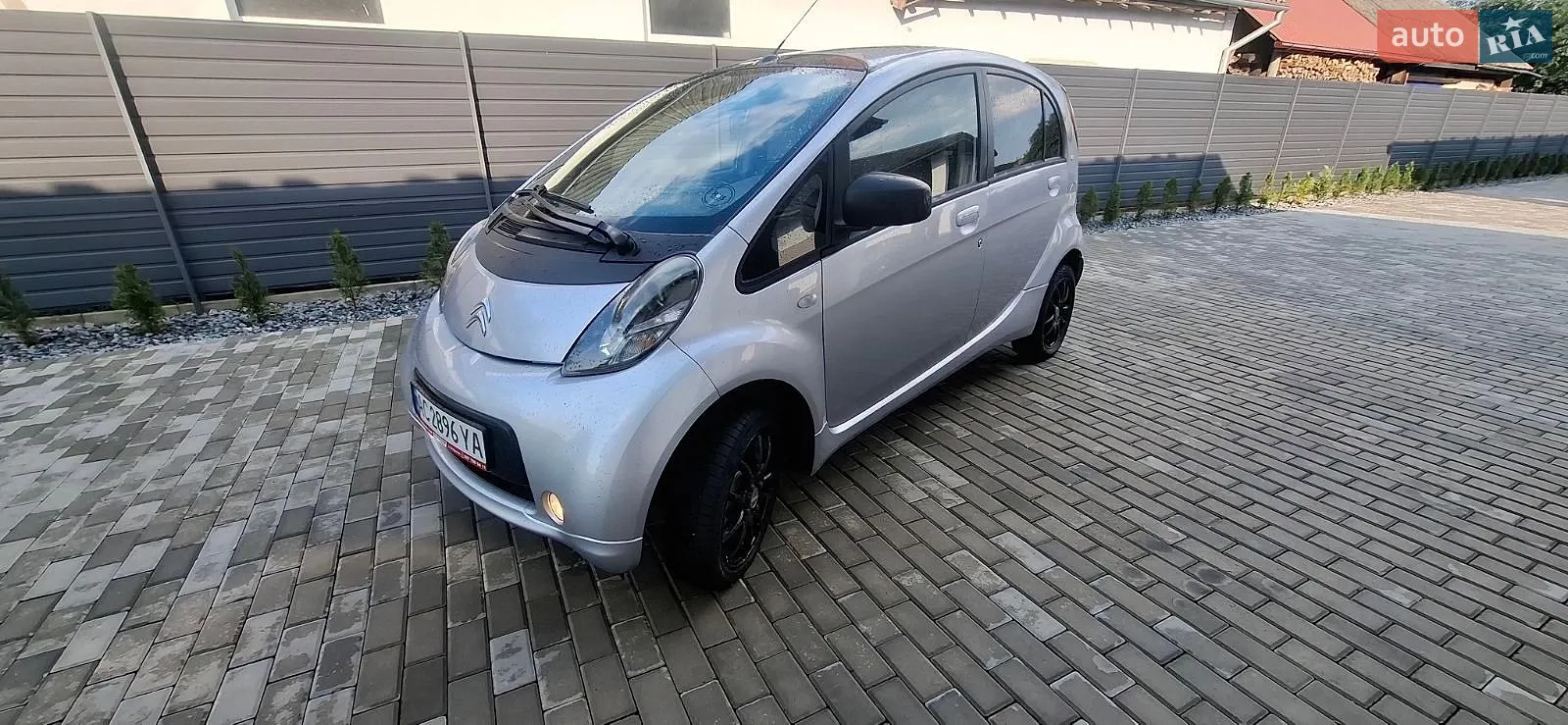 Citroën C-Zero, 2011