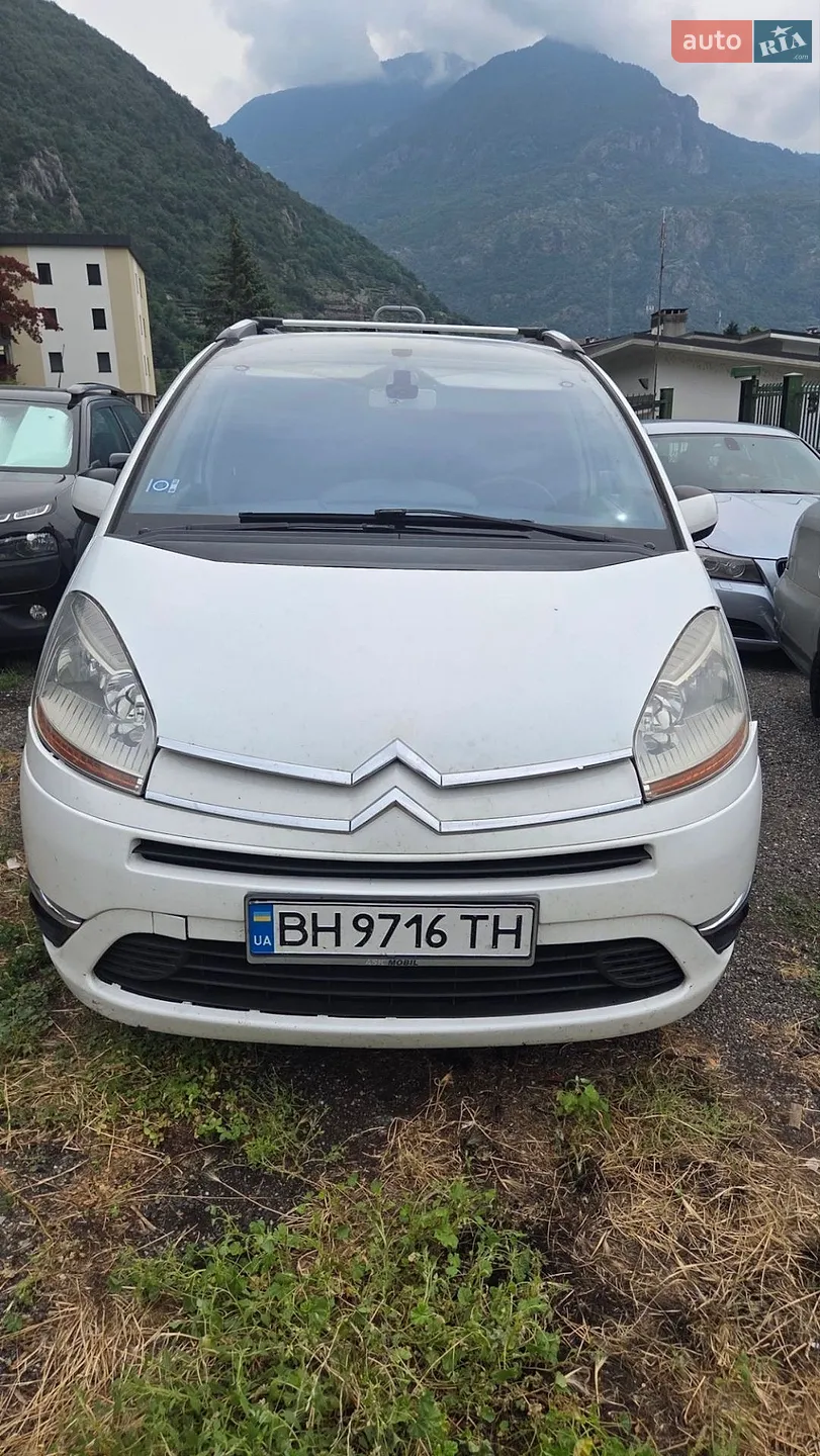 Citroën Grand C4 Picasso, 2010