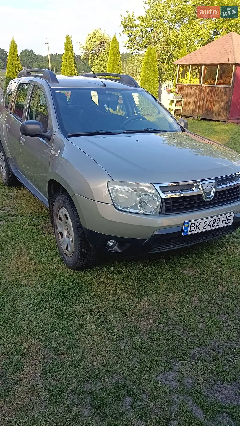 Dacia Duster, 2010