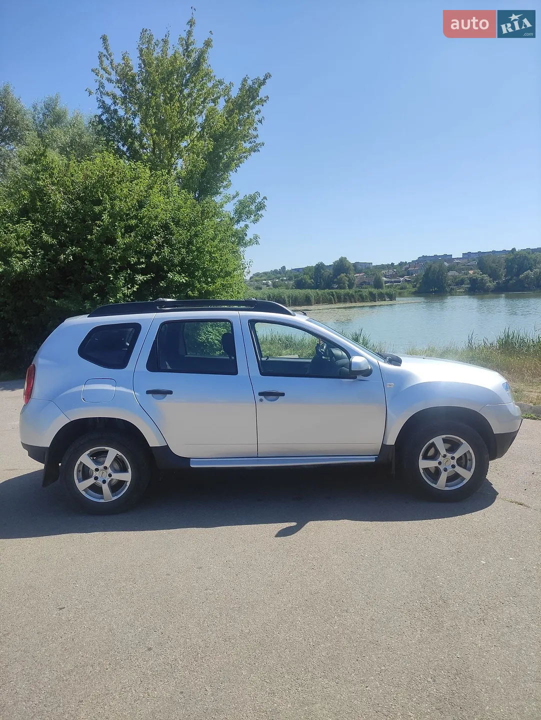 Dacia Duster, 2011