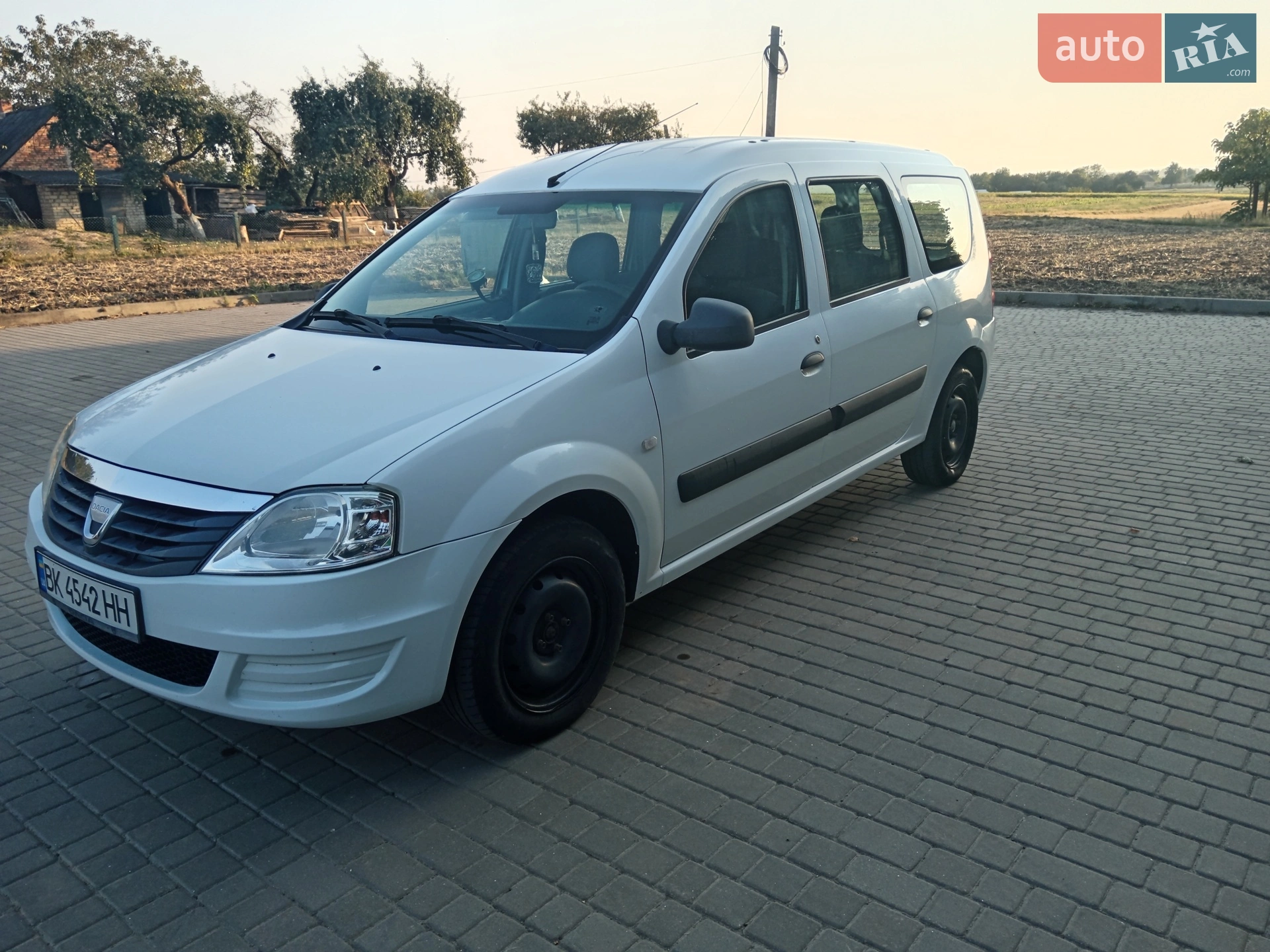 Dacia Logan, 2011