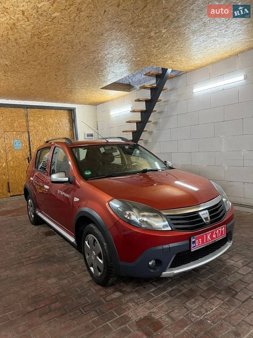Dacia Sandero StepWay, 2011