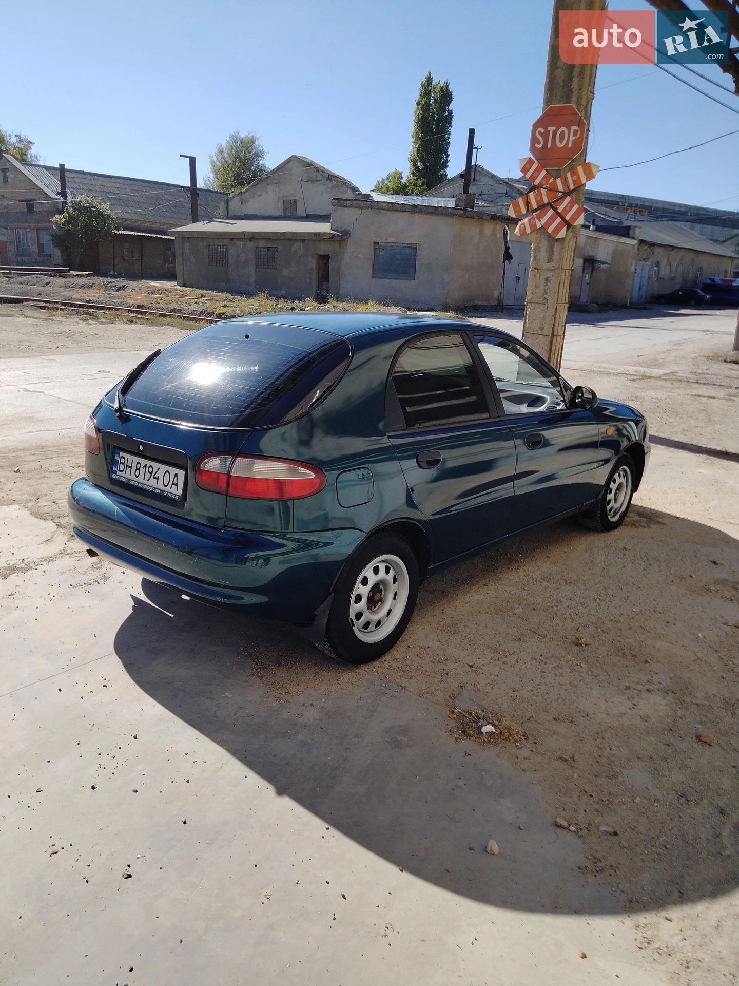 Daewoo Lanos, 1998
