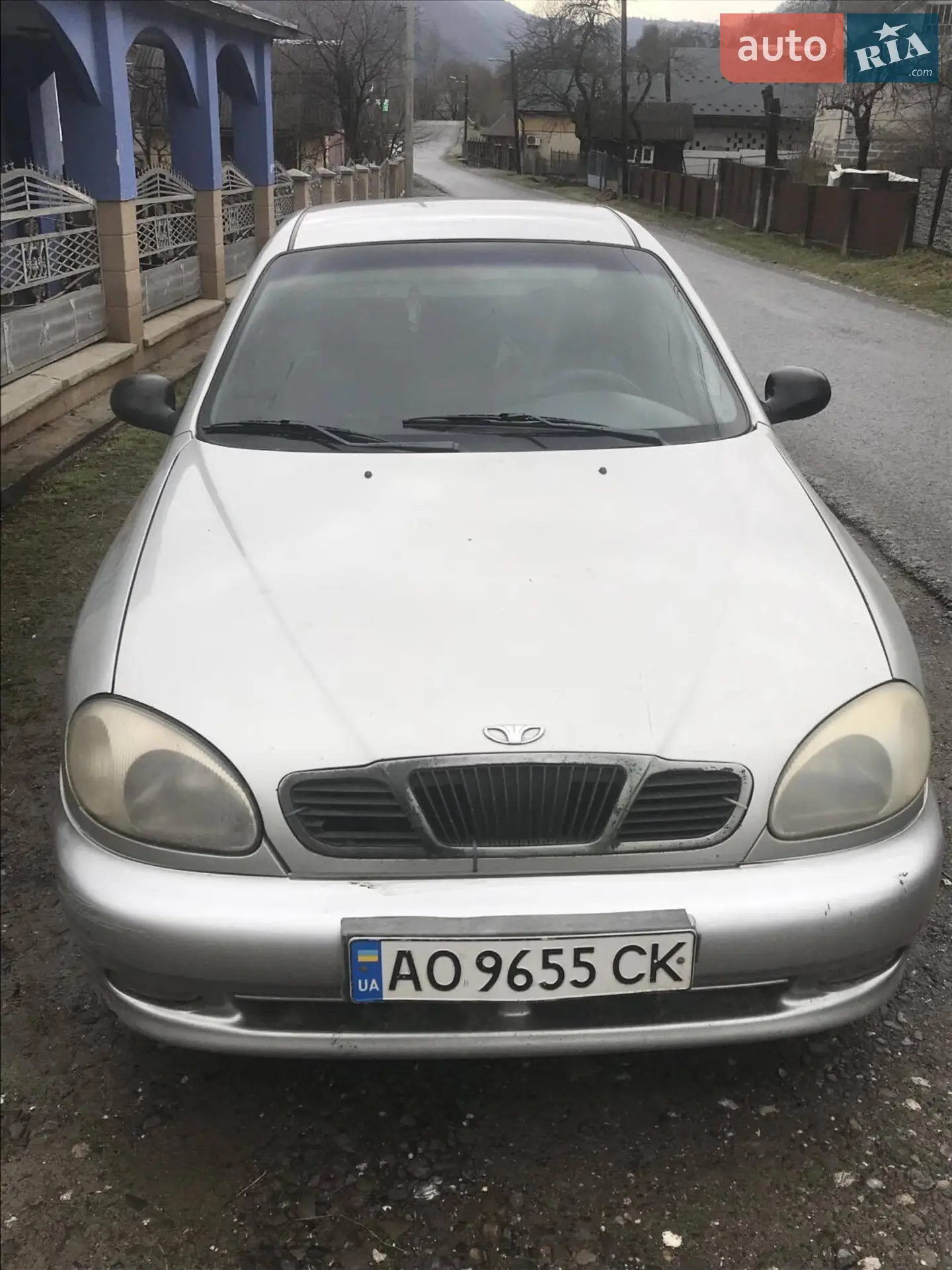 Daewoo Lanos, 2001