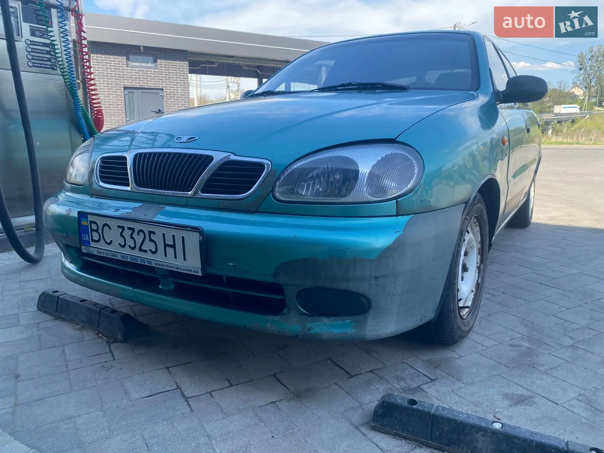 Daewoo Lanos, 1998