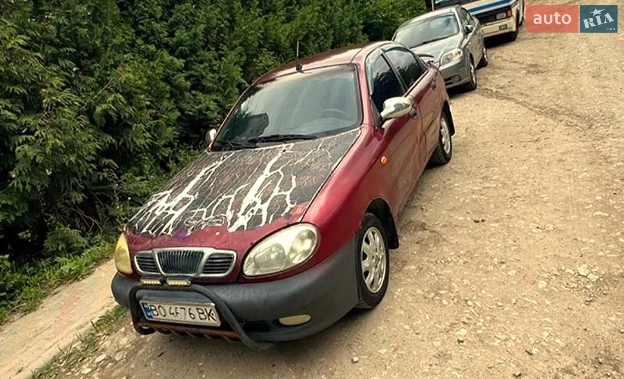 Daewoo Lanos, 1998