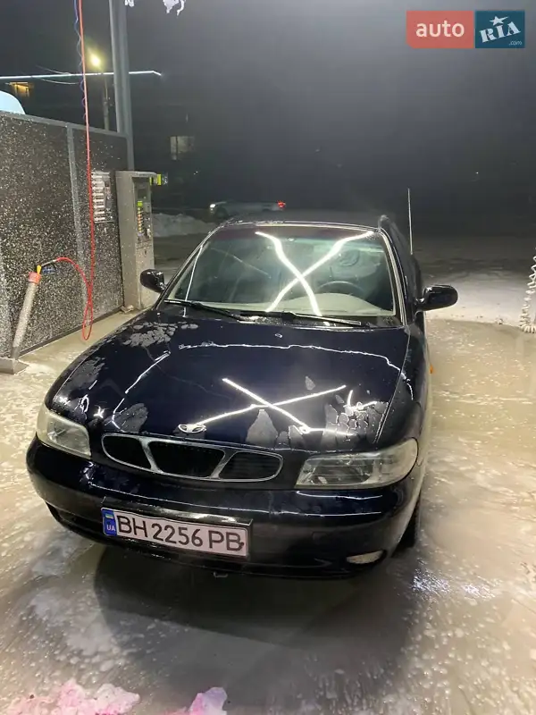 Daewoo Nubira, 1998
