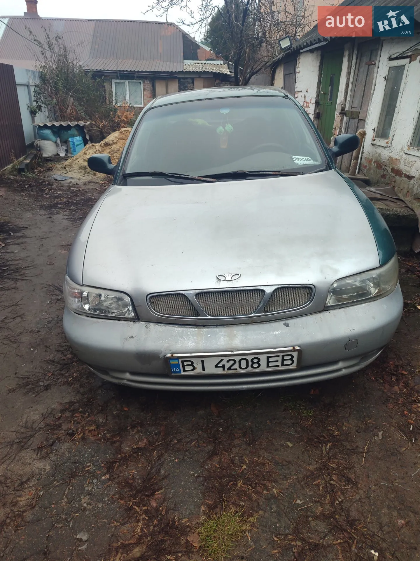 Daewoo Nubira, 1998