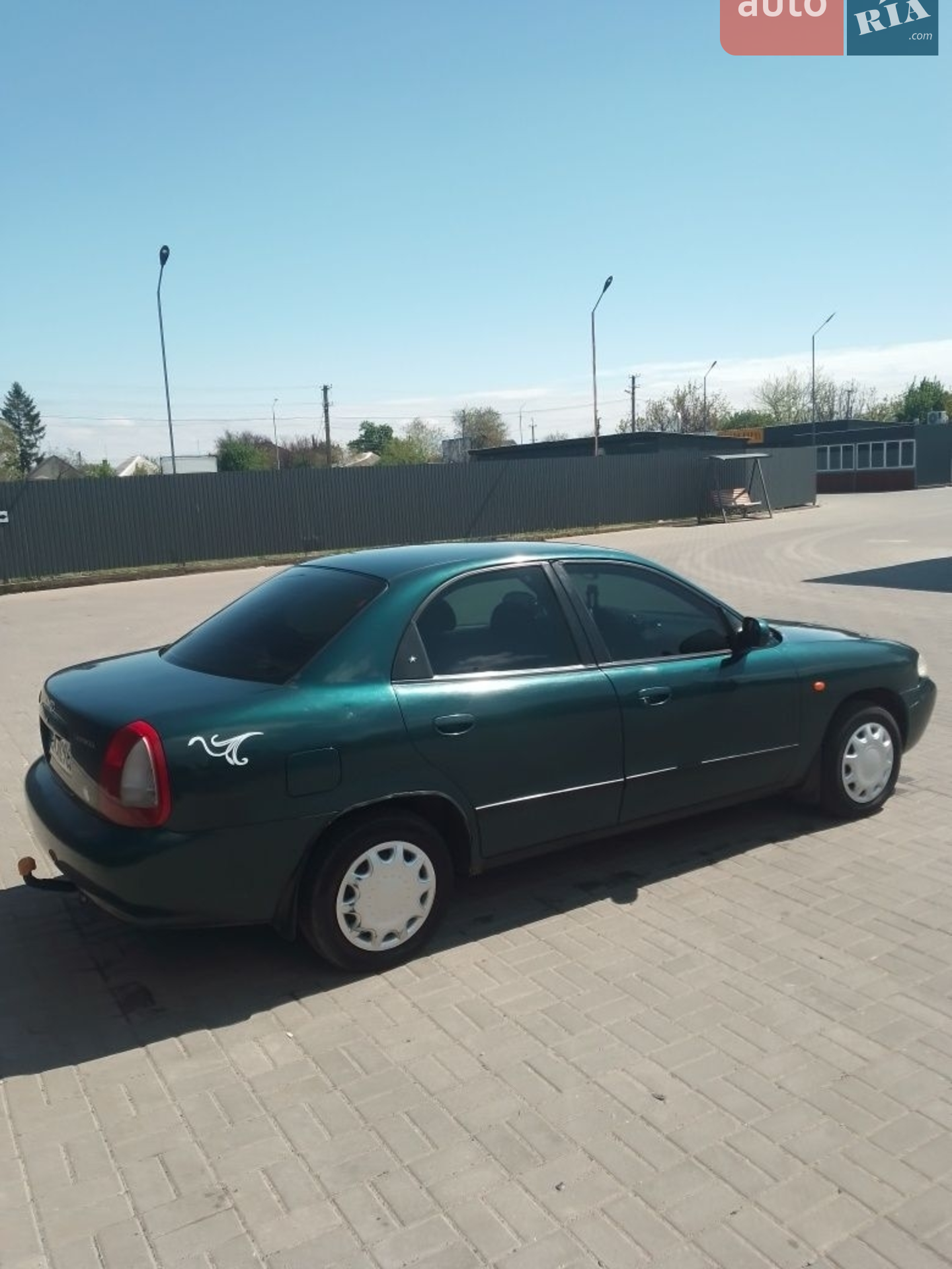 Daewoo Nubira, 1998