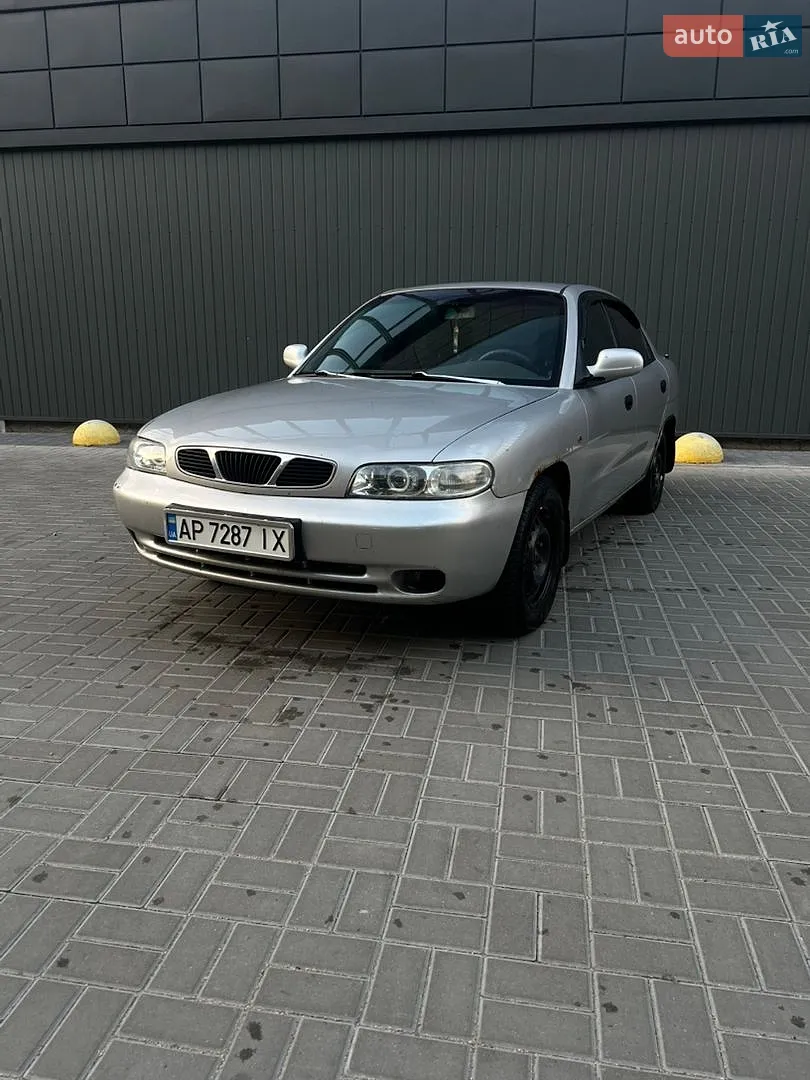 Daewoo Nubira, 1998