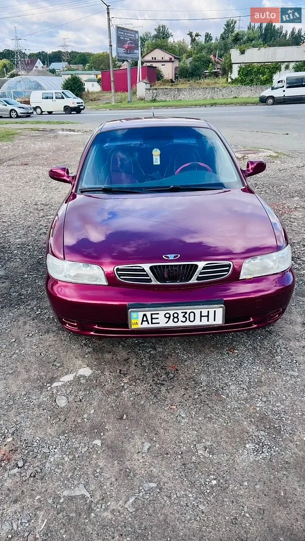 Daewoo Nubira, 1998