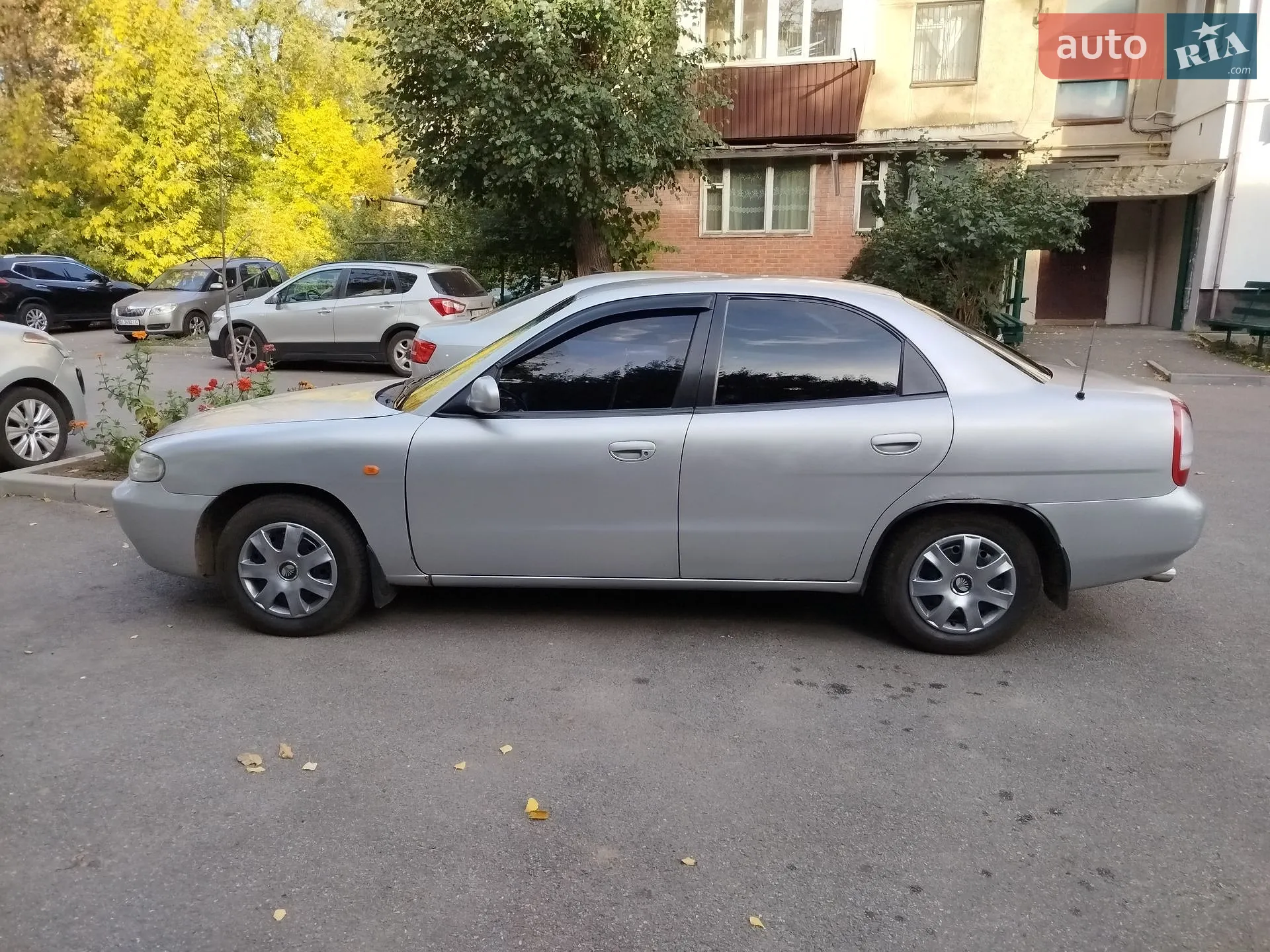 Daewoo Nubira, 1998