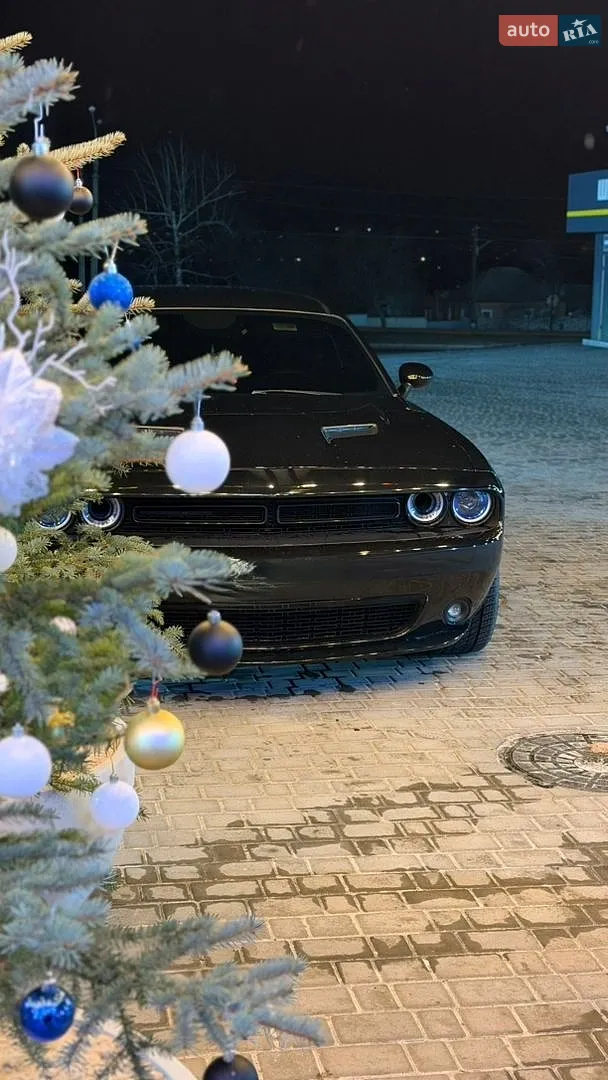 Dodge Challenger, 2016