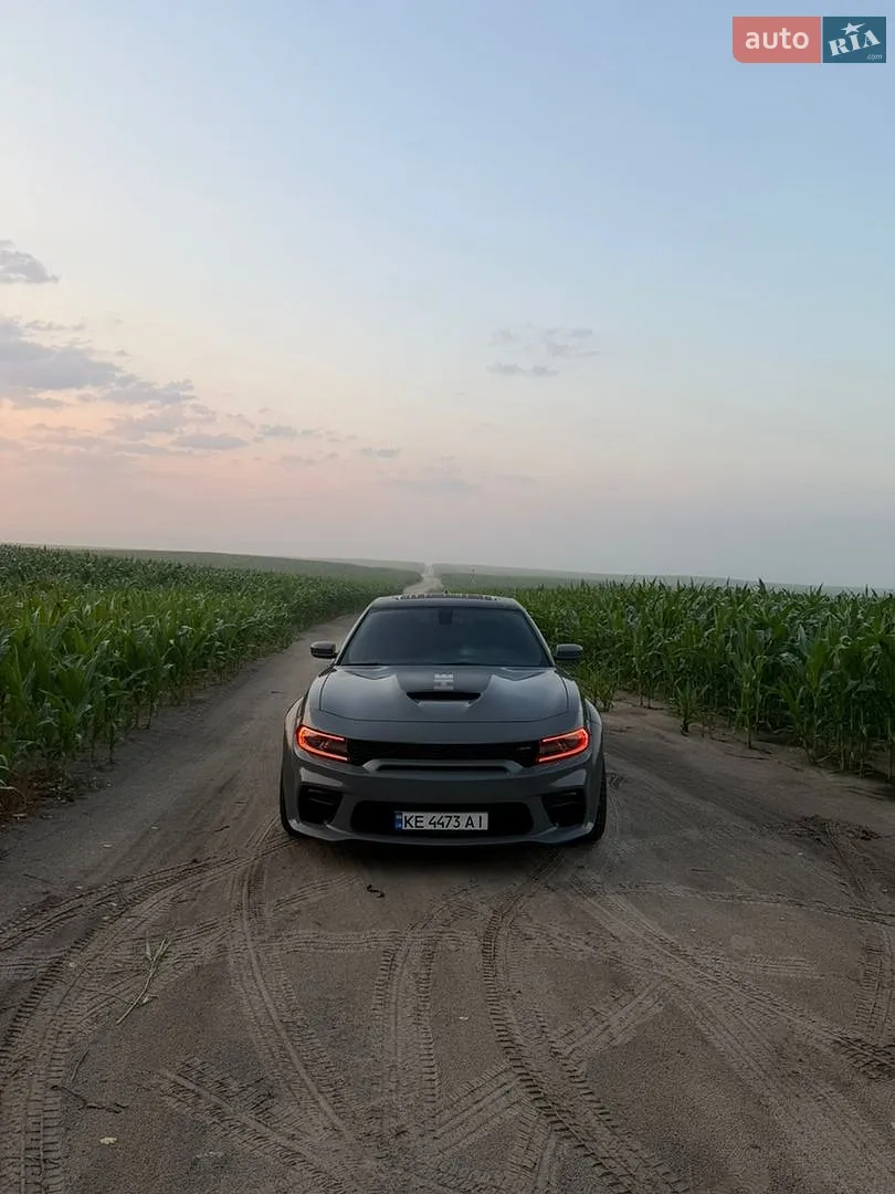 Dodge Charger, 2019