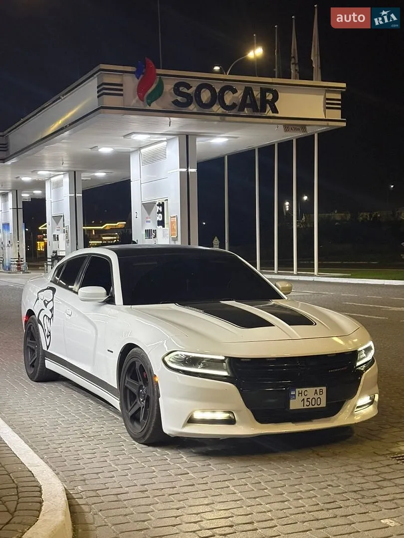 Dodge Charger, 2016