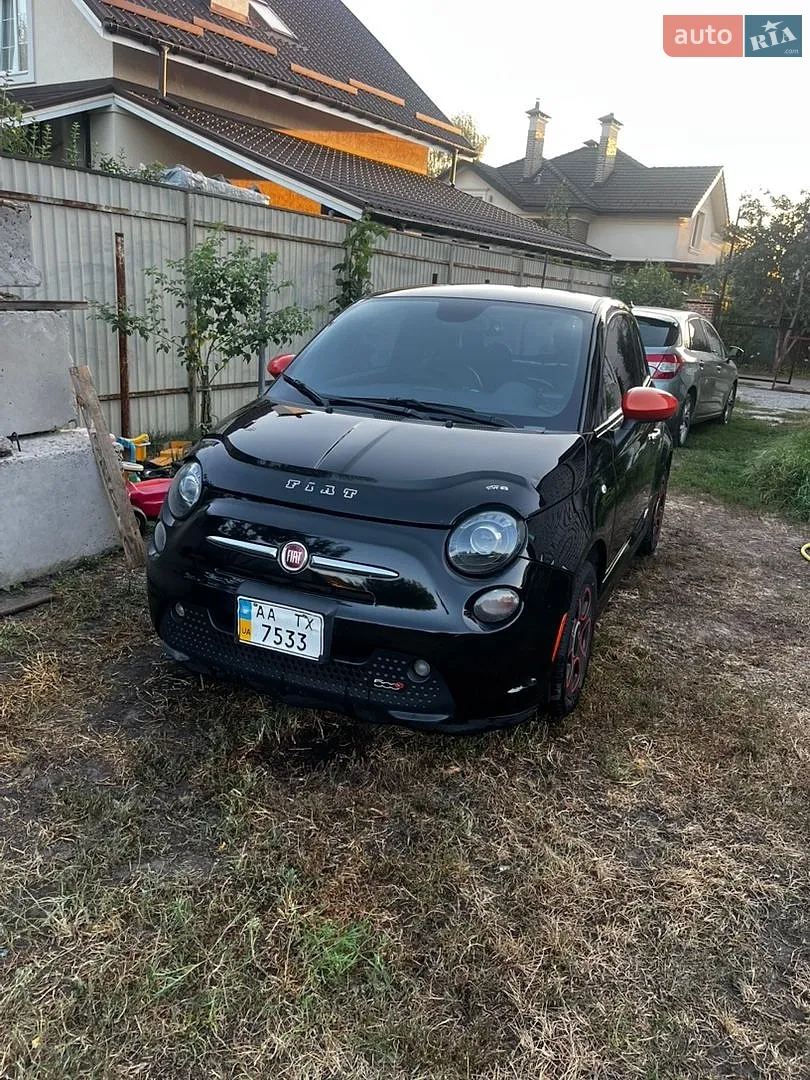 Fiat 500e, 2015