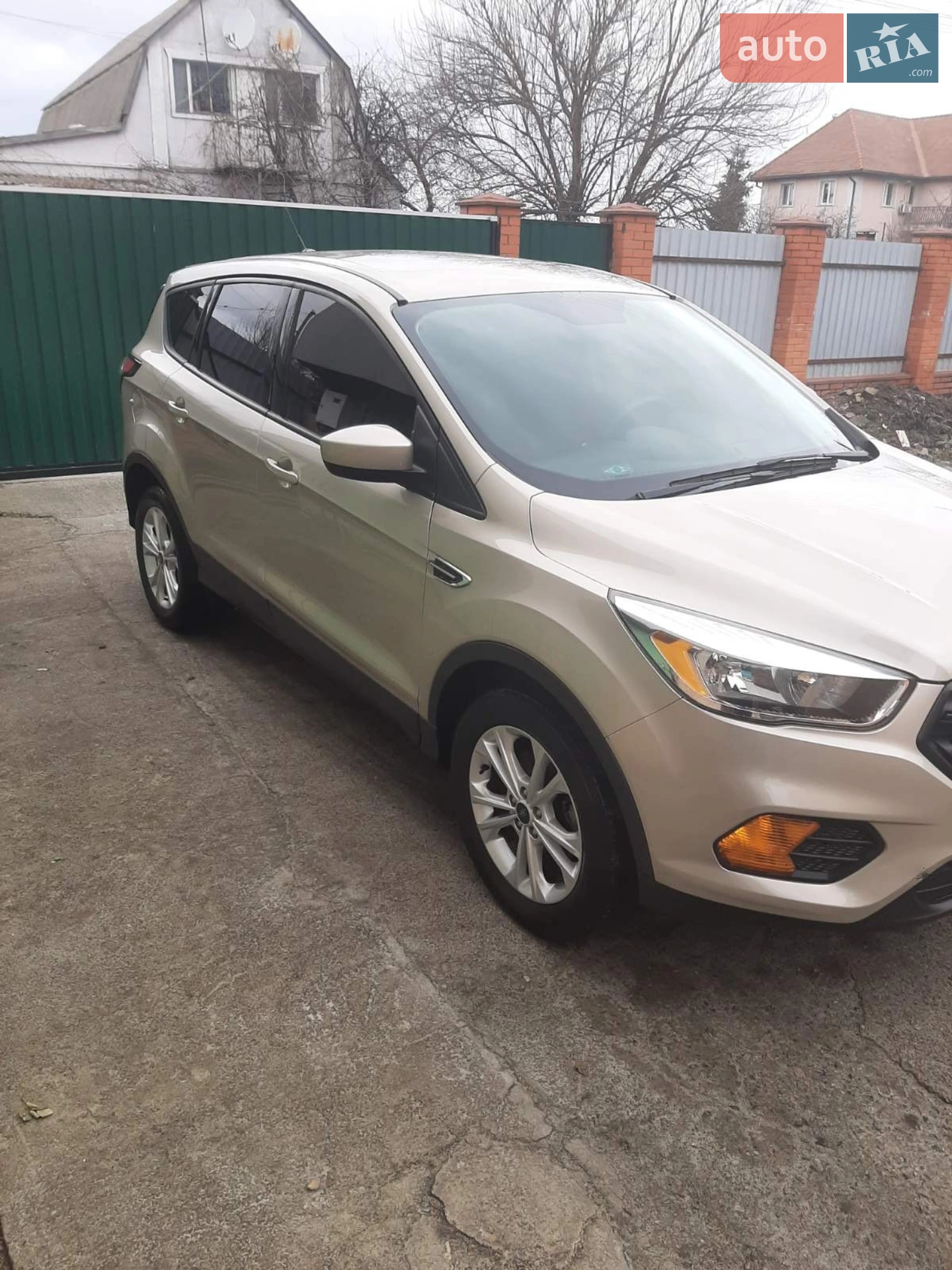 Ford Escape 2017 — 1