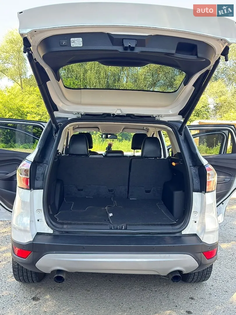 Ford Escape, 2017