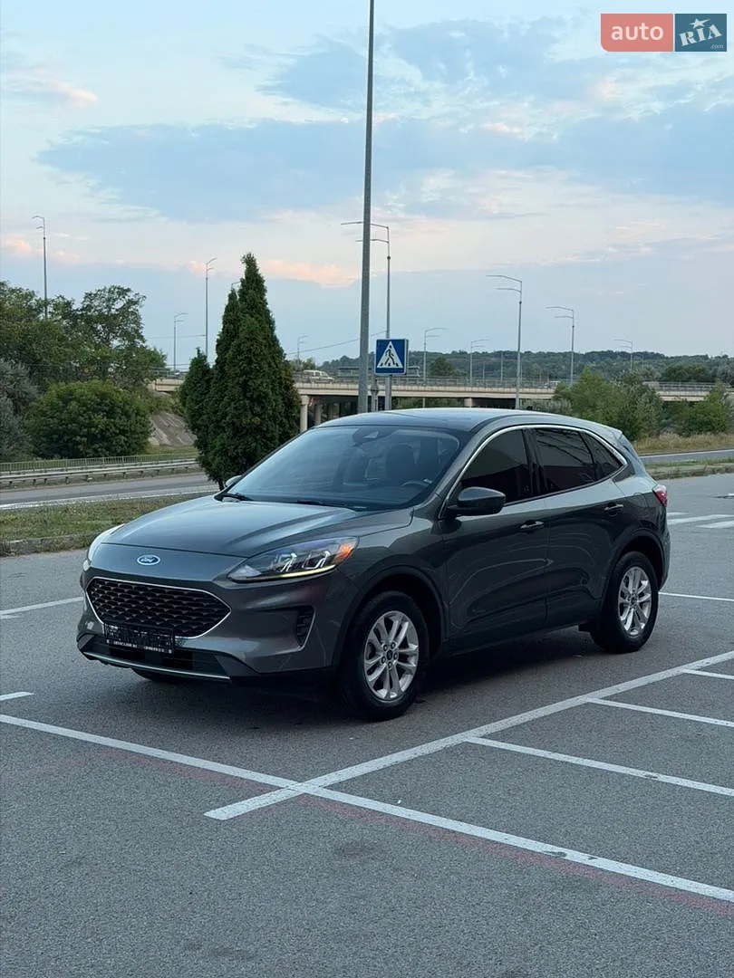 Ford Escape, 2019