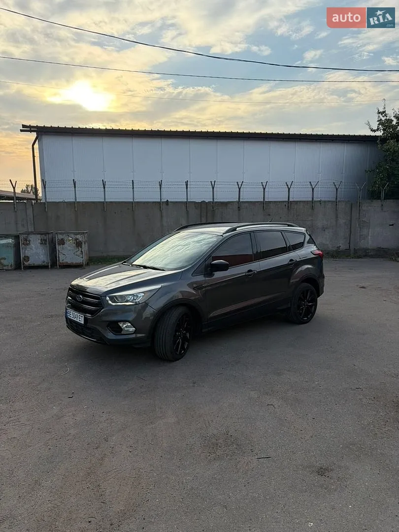 Ford Escape, 2018