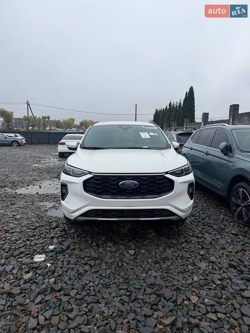 Ford Escape, 2023