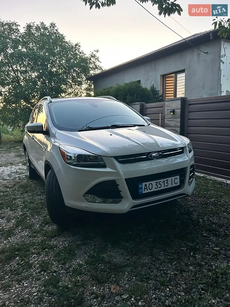 Ford Escape, 2013