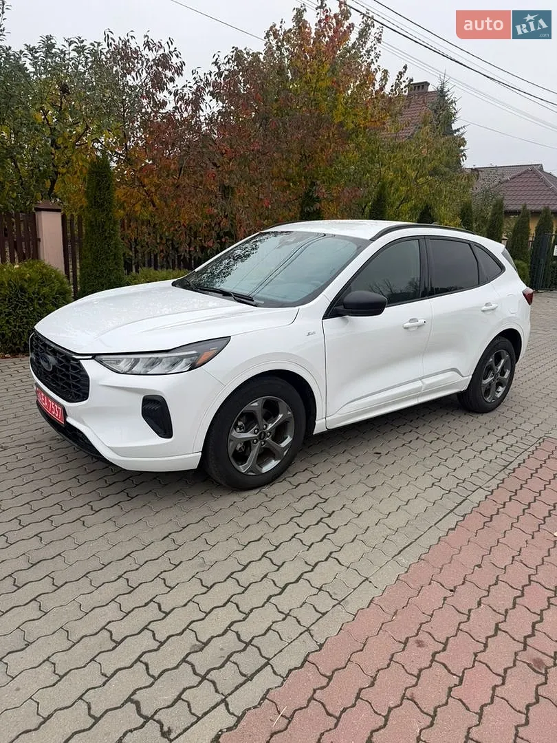 Ford Escape, 2023