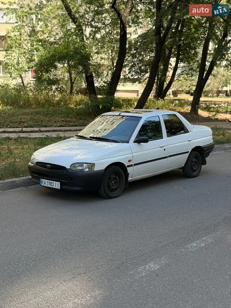 Ford Escort, 1997
