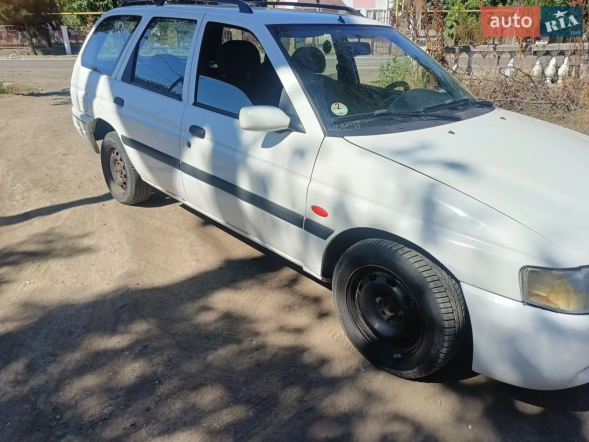 Ford Escort, 1998