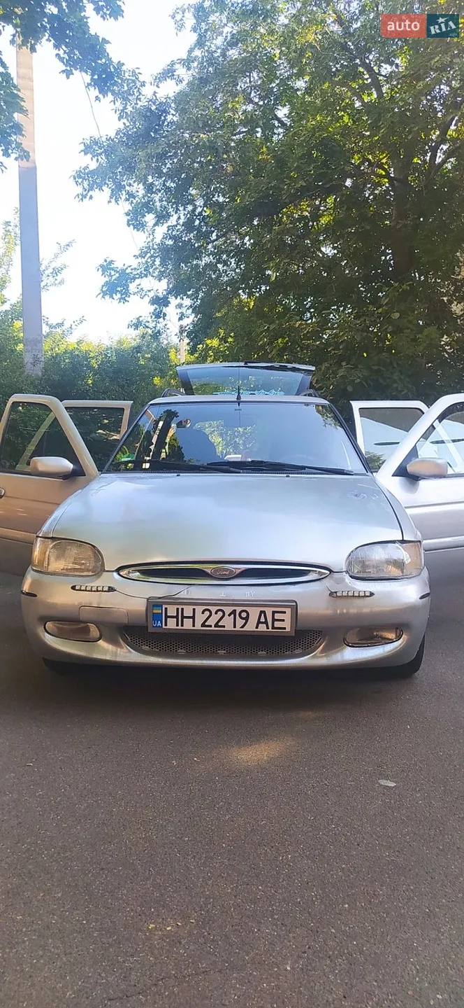 Ford Escort, 1997