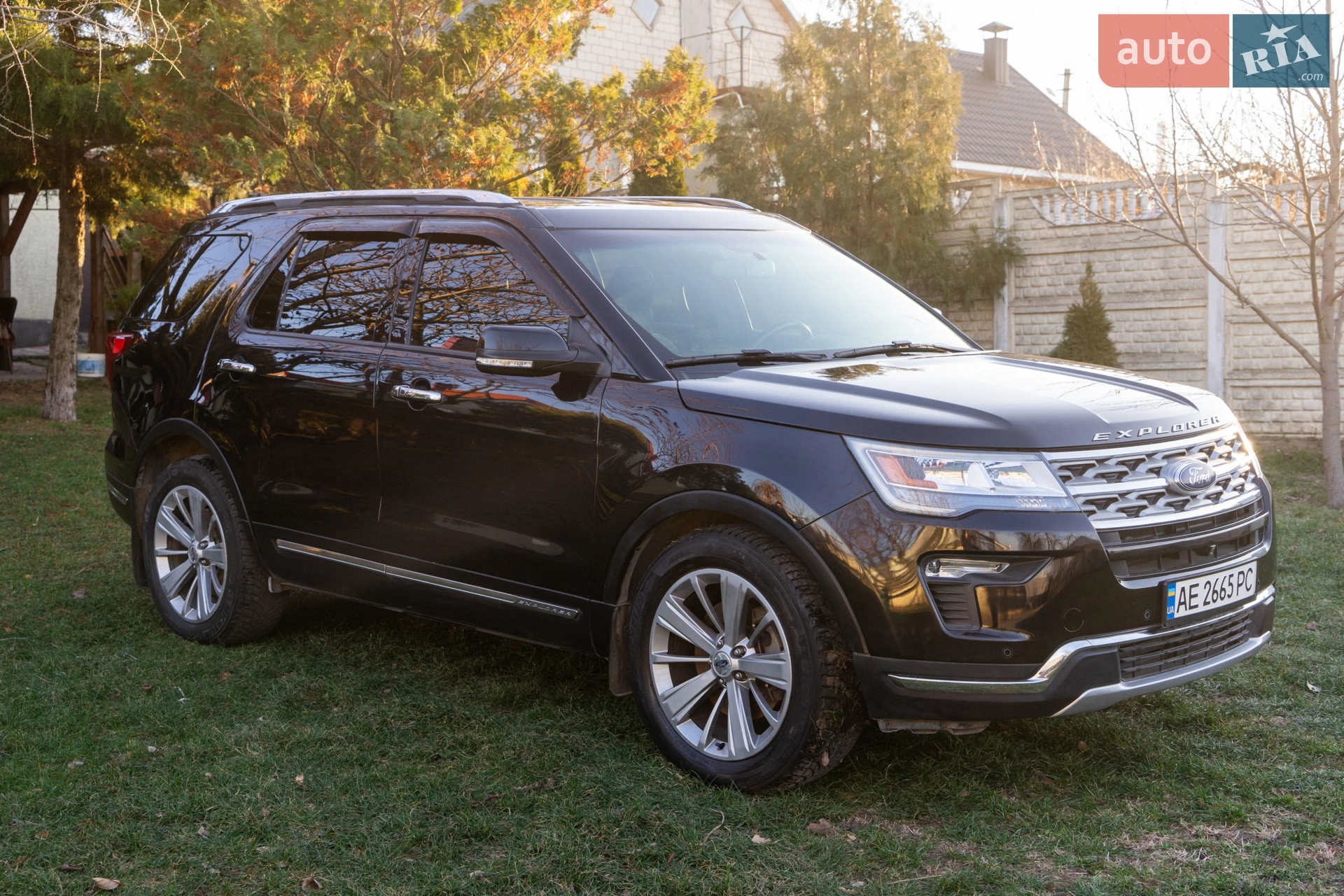 Ford Explorer 2017 — 1