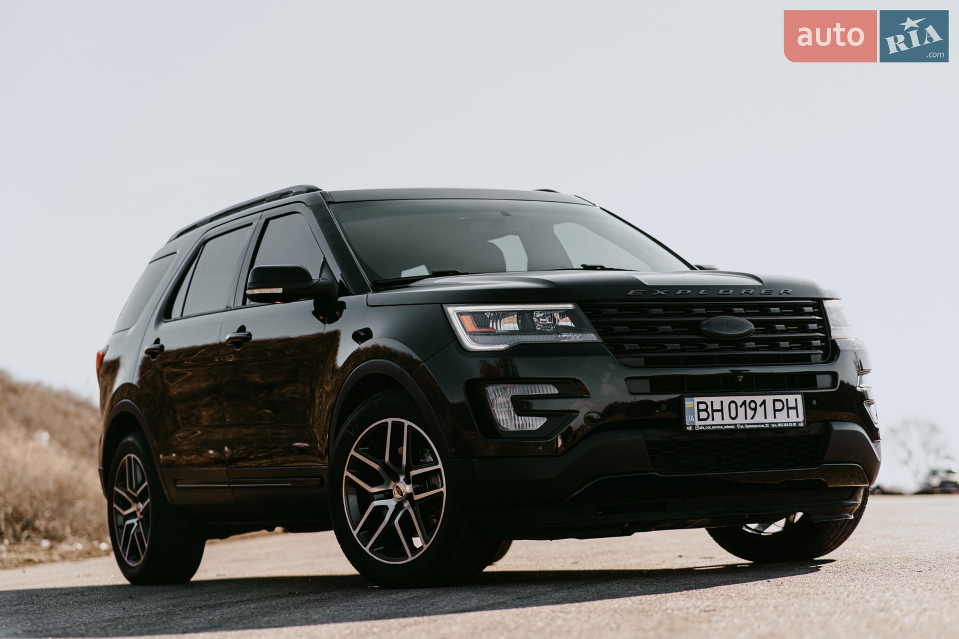 Ford Explorer 2016 — 1