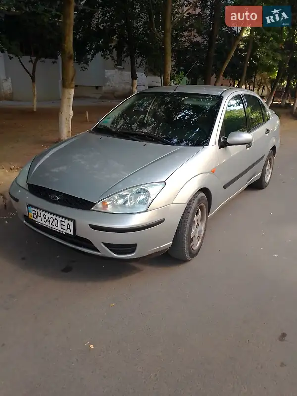 Ford Focus, 2003