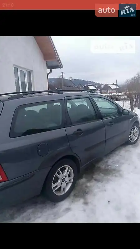Ford Focus, 2004