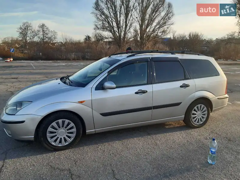 Ford Focus, 2002