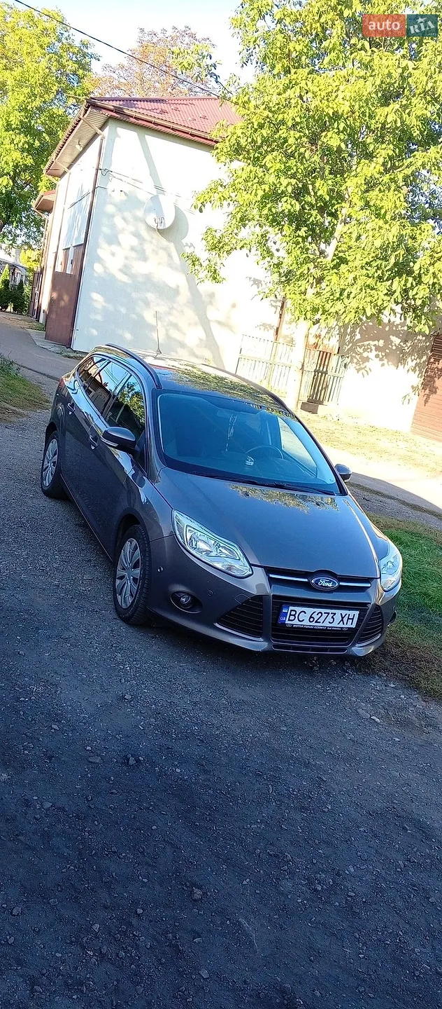 Ford Focus 2012 — 1
