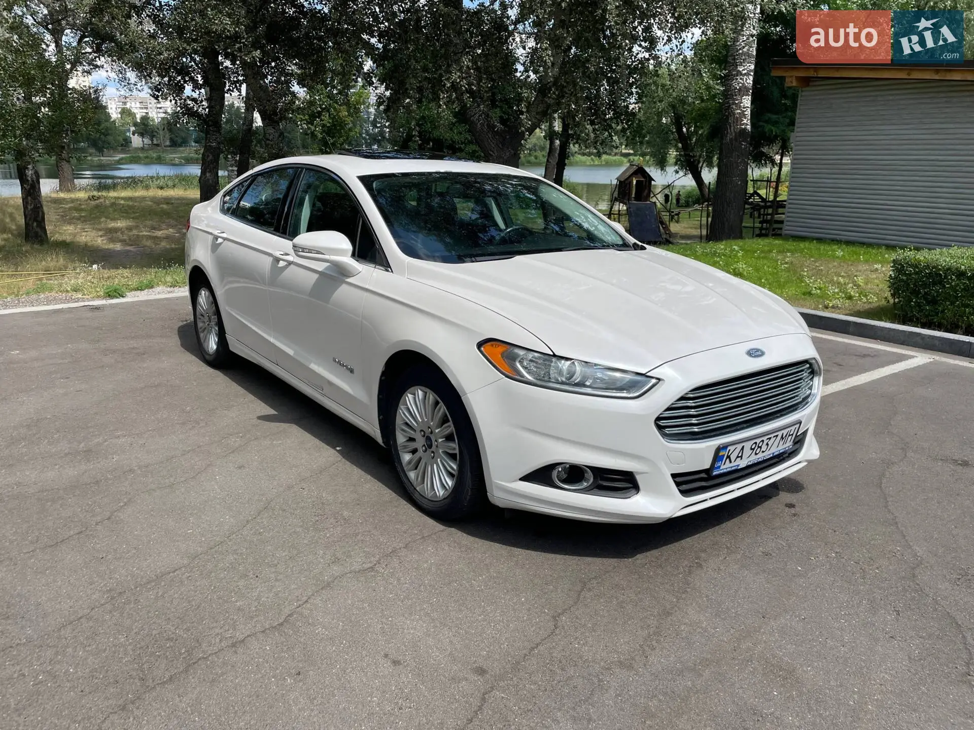 Ford Fusion, 2012