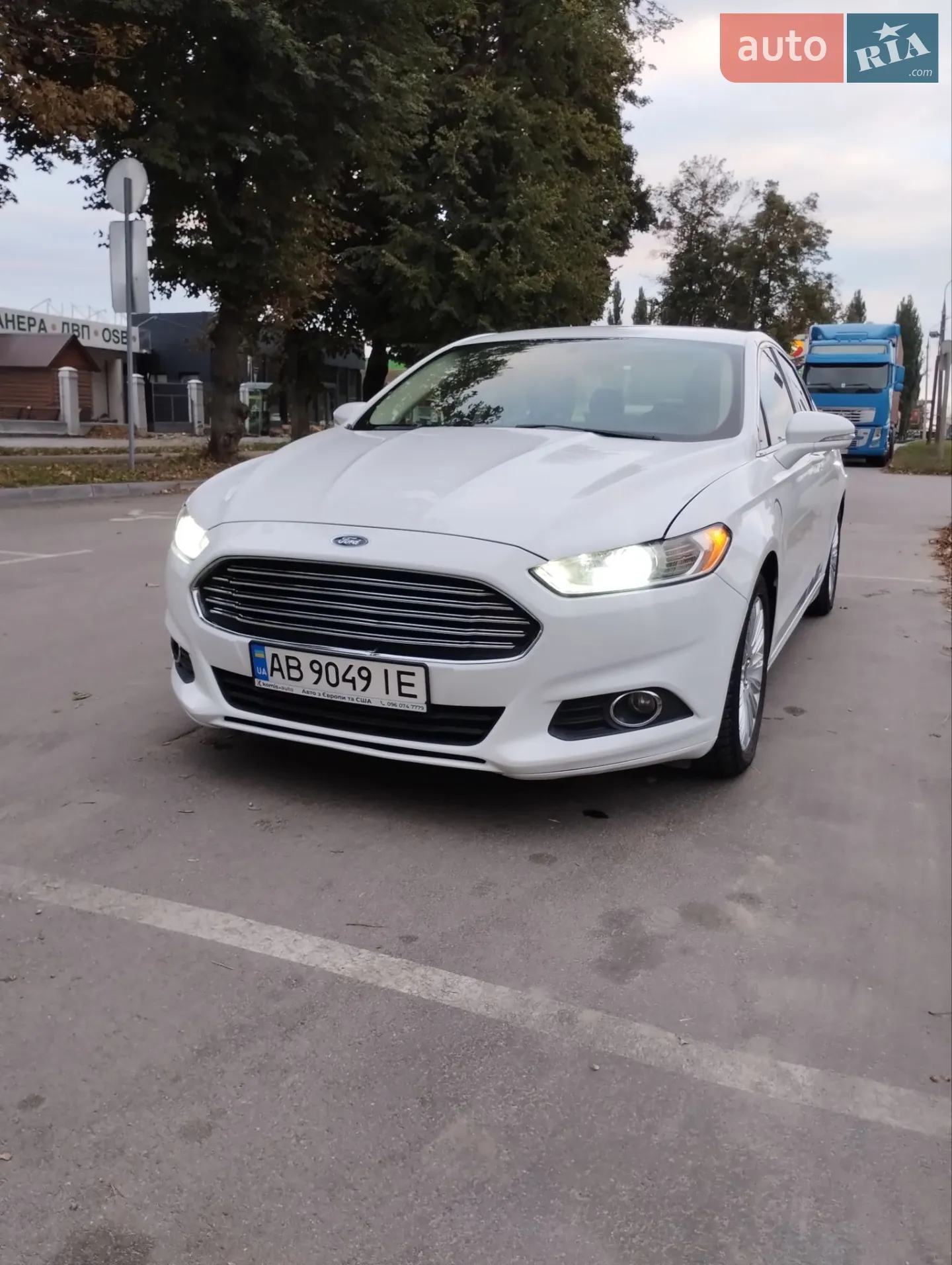 Ford Fusion, 2013