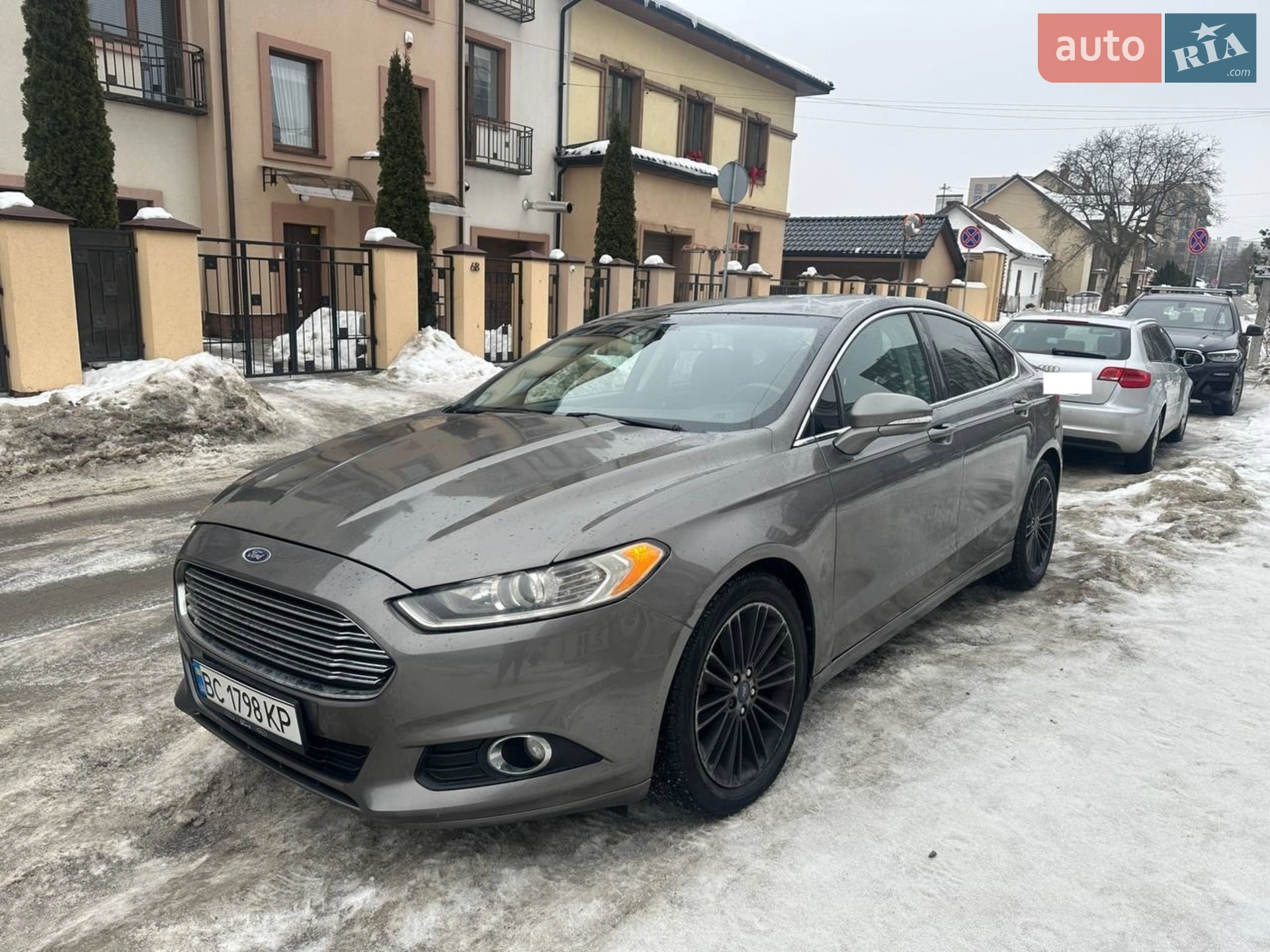 Ford Fusion, 2013