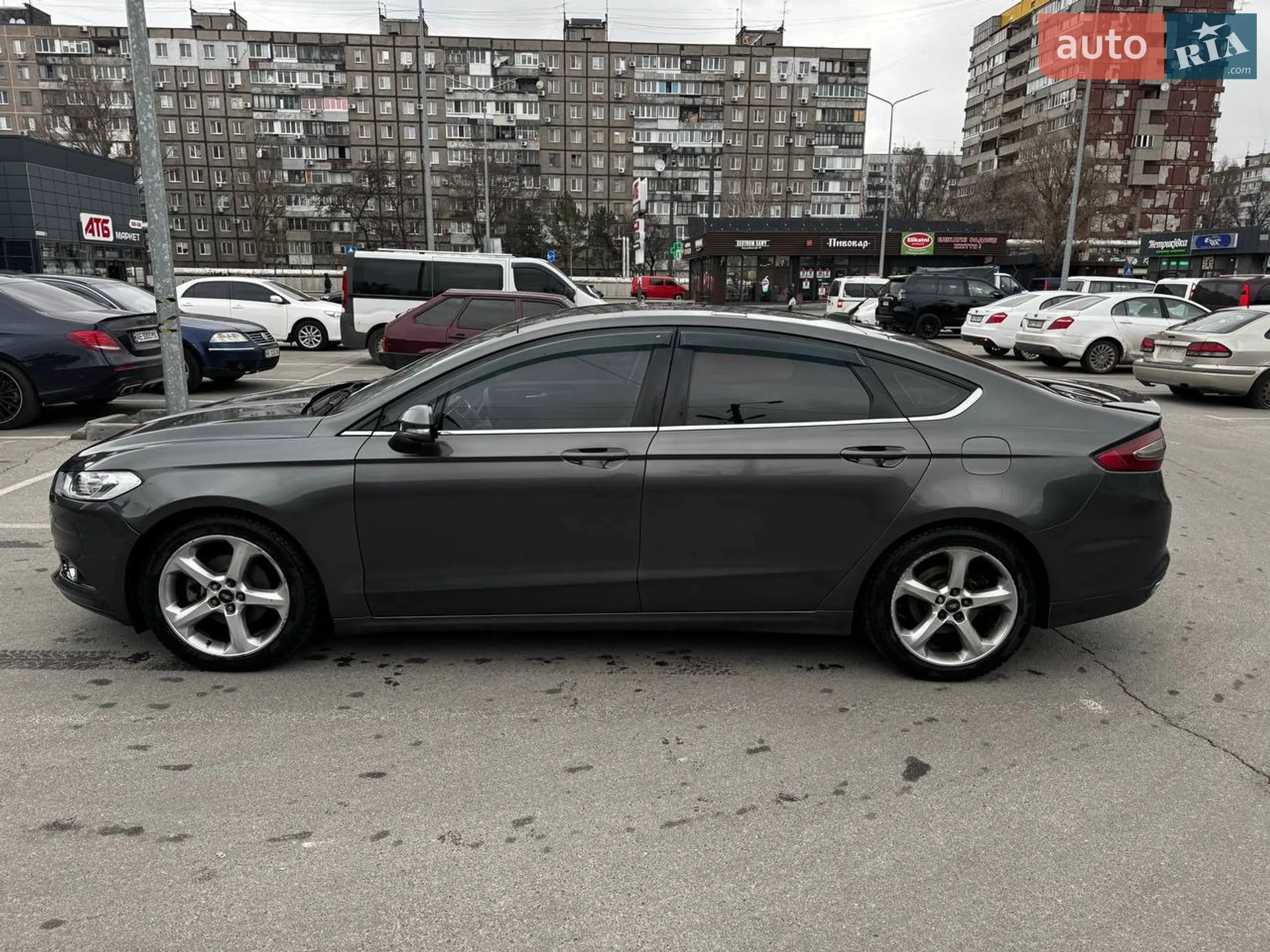 Ford Fusion, 2015