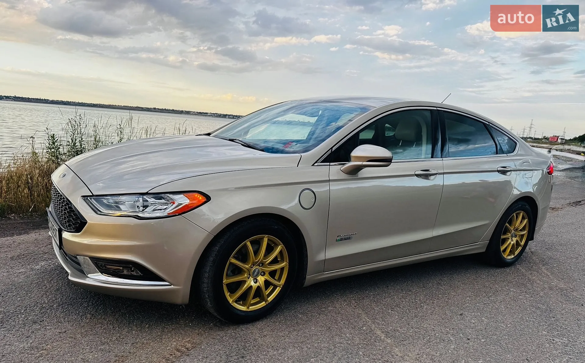 Ford Fusion, 2016